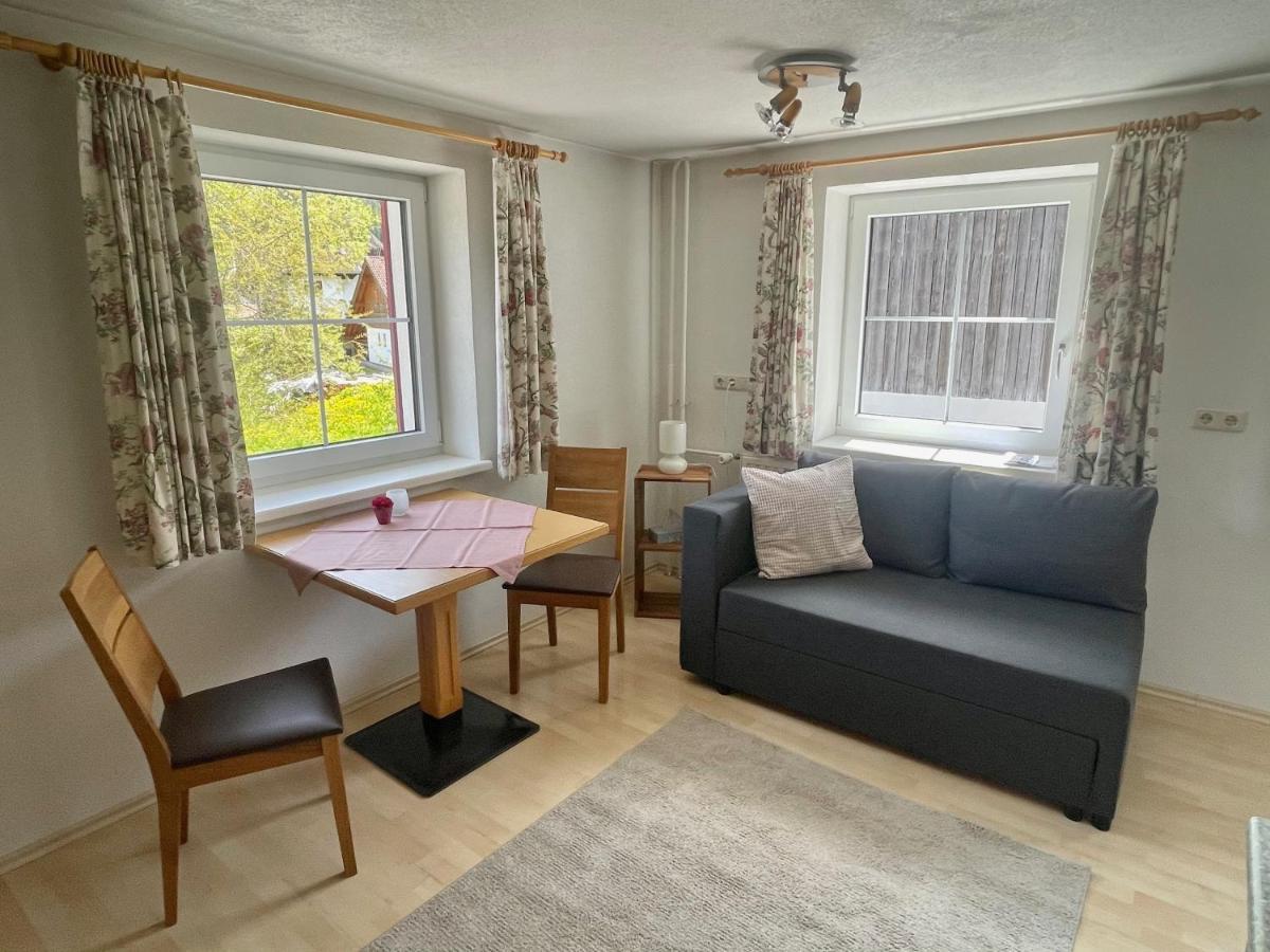 Ferienwohnungen Haus Bergflora Bach  Buitenkant foto