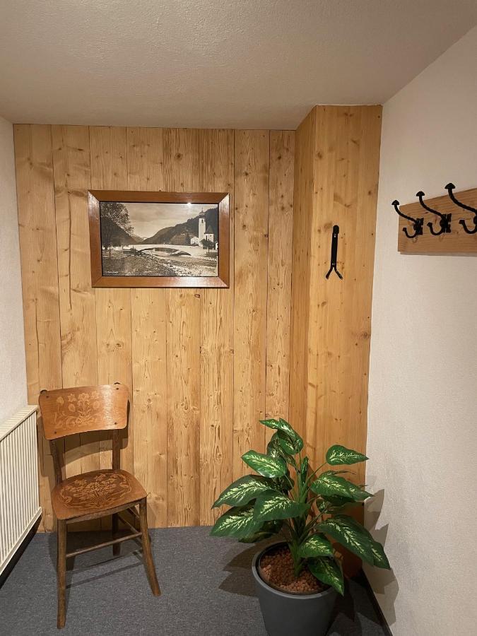 Ferienwohnungen Haus Bergflora Bach  Buitenkant foto